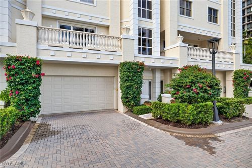 apt-v19-4021 Gulf Shore Blvd N, NAPLES, FL, 34103-3499 | Card Image