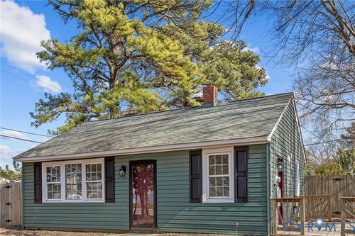 1315 St Michaels Ln, Henrico, VA, 23229-5632 | Card Image