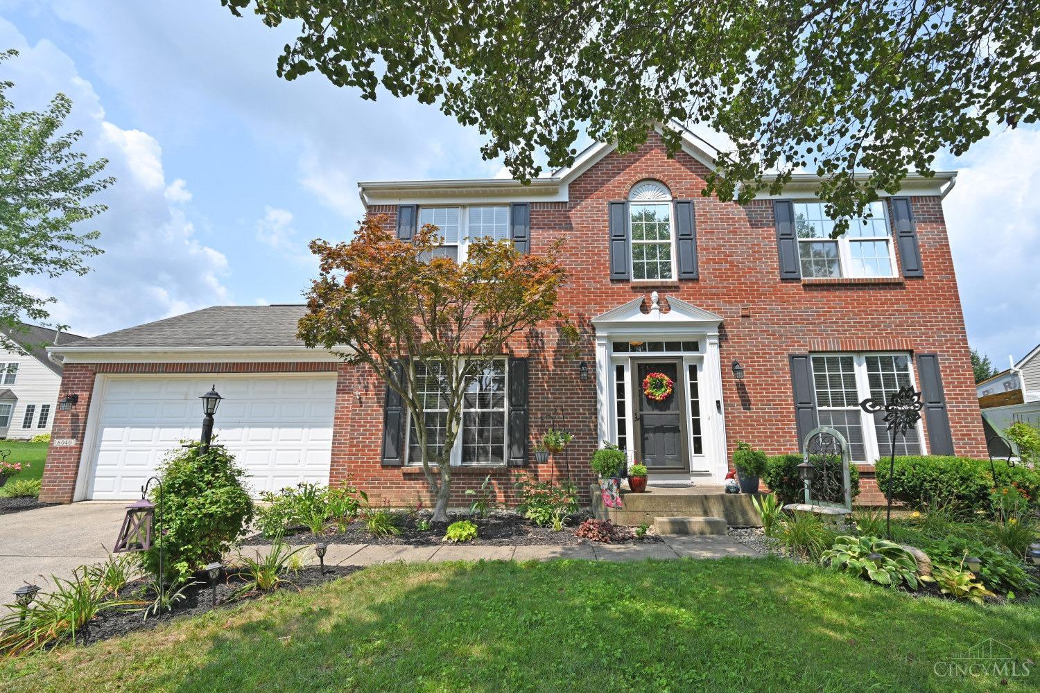 Delicious Asha Ct, Loveland, OH 45140