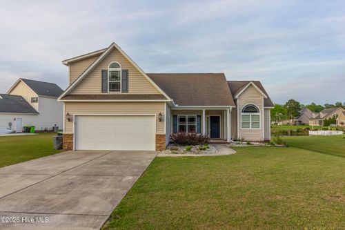 301 Antioch Lakes Rd, New Bern, NC, 28560-8963 | Card Image