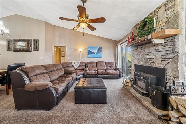 5115 Summit Dr, Condo with 2 bedrooms, 2 bathrooms and 2 parking in Somerset PA | Image 9