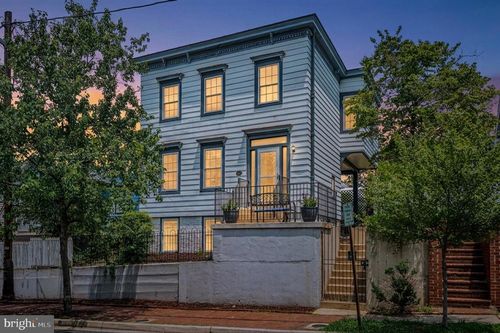 309 Princess Anne St, FREDERICKSBURG, VA, 22401-6040 | Card Image