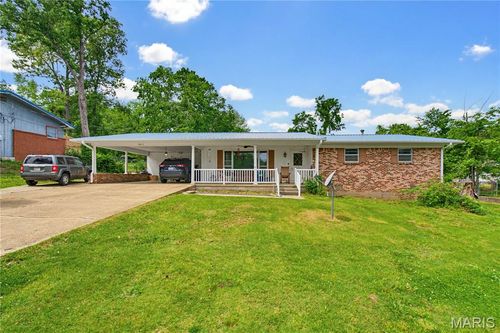 2613 N 14th St, Poplar Bluff, MO, 63901-2529 | Card Image