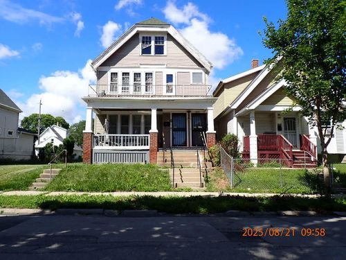 3421-23 N 21st Street, Milwaukee, WI, 53202 | Card Image