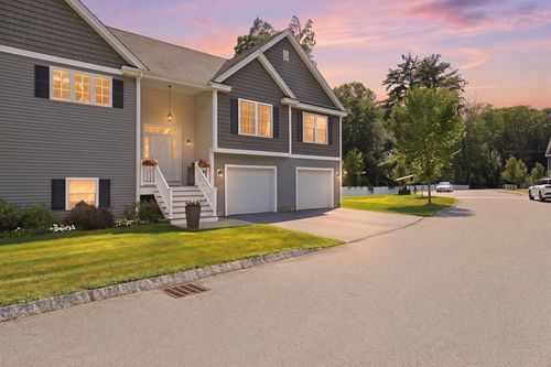 1-17 Cypress, Exeter, NH, 03833 | Card Image