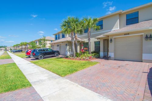 10008 W Villa Cir, Vero Beach, FL, 32966-3136 | Card Image