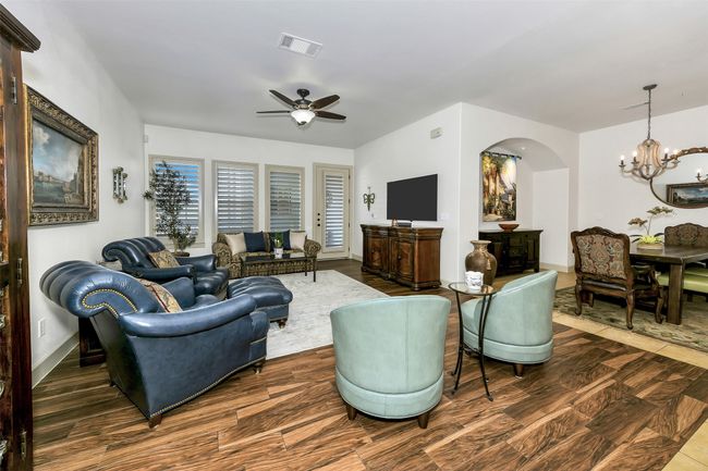 APT-206 - 555 Via Amalfi, Condo with 2 bedrooms, 3 bathrooms and null parking in Irving TX | Image 12