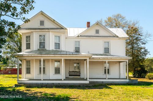 3775 Grifton Hugo Rd, Grifton, NC, 28530-8309 | Card Image