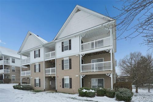 1302 Spring Creek Ln, O Fallon, MO, 63368-7474 | Card Image