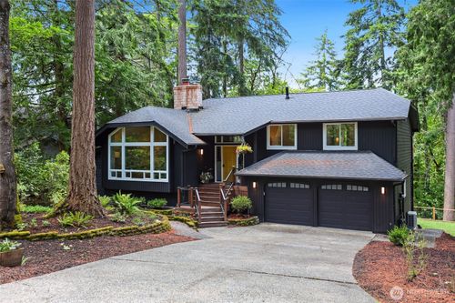 145 Mt Pilchuck Avenue Sw, Issaquah, WA, 98027 | Card Image