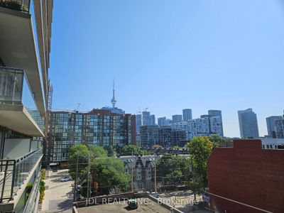 521 - 775 King St W, Condo with 1 bedrooms, 1 bathrooms and 1 parking in Toronto ON | Image 3