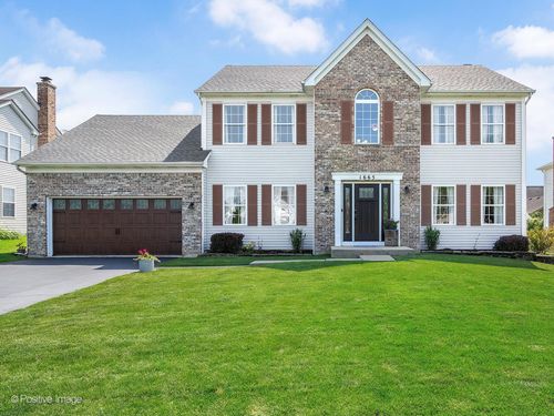 1665 Whispering Oaks Dr, West Chicago, IL, 60185-2354 | Card Image