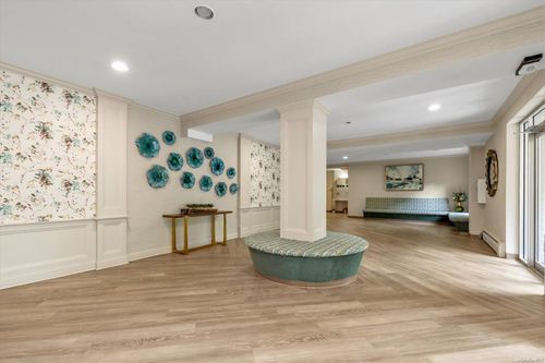 apt-c5-120 Morris Ave, Rockville Centre, NY, 11570-4240 | Card Image