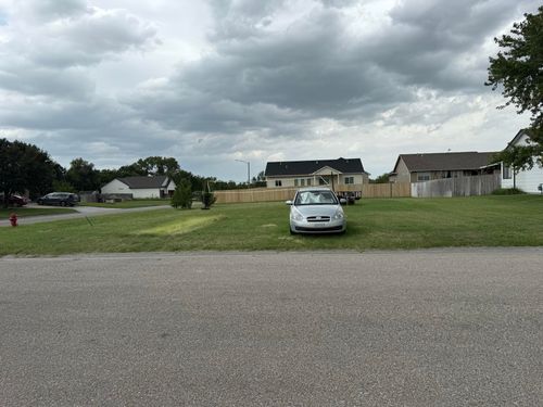 000 E Edinborough Cir, Bentley, KS, 67016 | Card Image