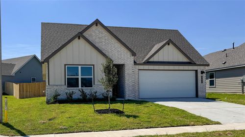 901 Legrand St, Brenham, TX, 77833-1315 | Card Image