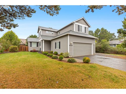 4039 Evergreen Ave, DepoeBay, OR, 97341 | Card Image