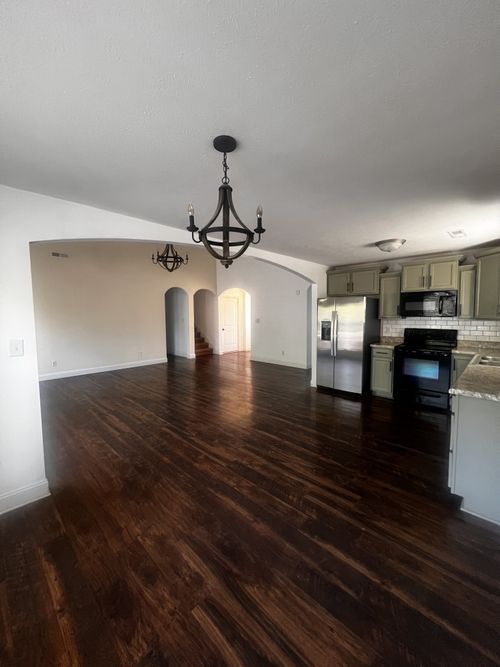 829 Shelton Cir, Clarksville, TN, 37042-7181 | Card Image