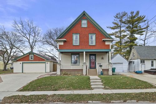 W161N8923 Hayes Avenue, MENOMONEE FALLS, WI, 53051 | Card Image