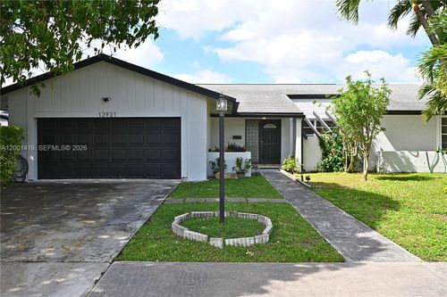 13931 Sw 105th St, Miami, FL, 33186-3122 | Card Image