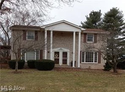 525 S Marion Ave, Louisville, OH, 44641-2537 | Card Image