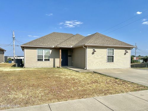 2129 S Kentucky Avenue, Joplin, MO, 64804 | Card Image