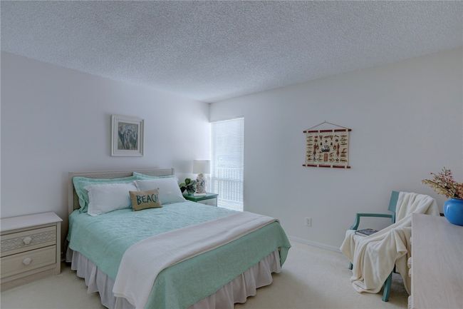 6110 - 6110 River Run Dr, House attached with 2 bedrooms, 2 bathrooms and null parking in Sebastian FL | Image 21