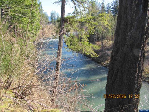 117 Dogwood Dr, Gates, OR, 97346-9317 | Card Image