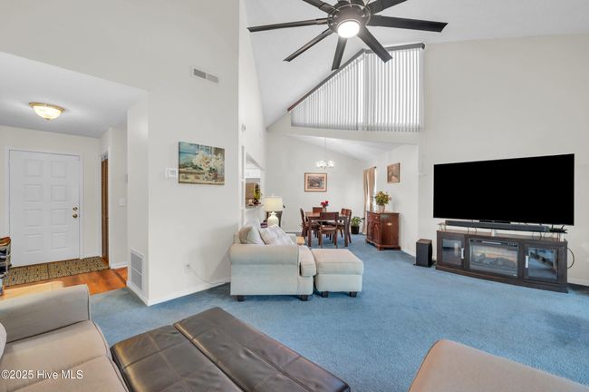 UNIT-426 - 728 Azalea Dr, Condo with 2 bedrooms, 2 bathrooms and null parking in Hampstead NC | Image 6