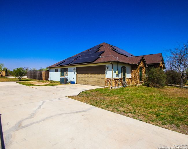 12709 Sherlock Ln, House other with 4 bedrooms, 3 bathrooms and null parking in Schertz TX | Image 7