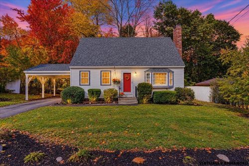 350 Titus Ave, Manchester, NH, 03103-5817 | Card Image