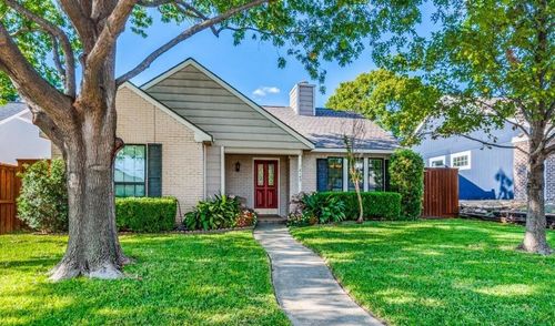 8142 Old Moss Road, Dallas, TX, 75231 | Card Image