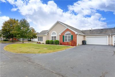 300 Ginger Loop, Home with 2 bedrooms, 2 bathrooms and null parking in Smithfield VA | Image 3