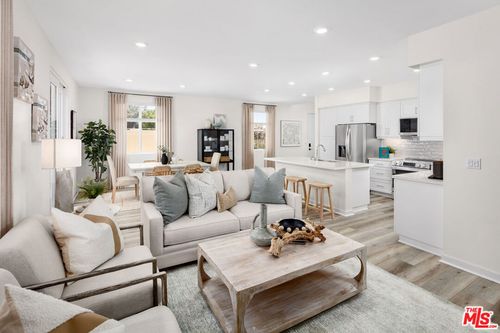 11787 E Melody Way, Whittier, CA, 90606-1067 | Card Image