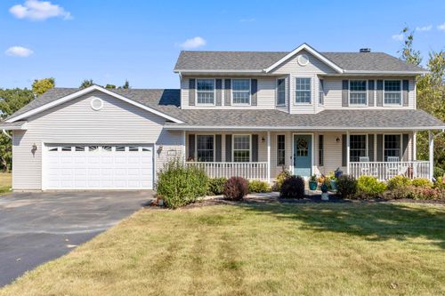 12431 Breezefield Cir, Roscoe, IL, 61073-7557 | Card Image