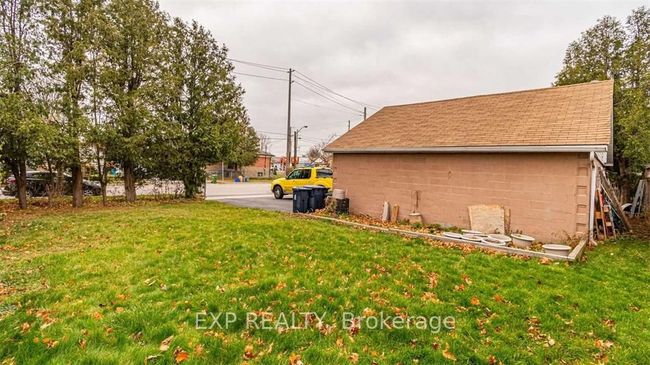 655 Browns Line, House other with 5 bedrooms, 3 bathrooms and 4 parking in Etobicoke ON | Image 13