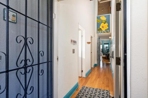 apt-1-306-75-5669 Kuakini Hwy, Kailua Kona, HI, 96740-3149 | Card Image