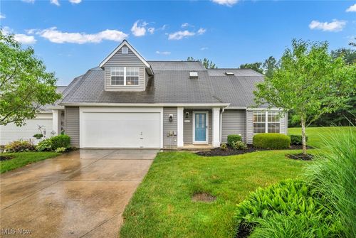 9543 Ridge Ct, Twinsburg, OH, 44087-1600 | Card Image