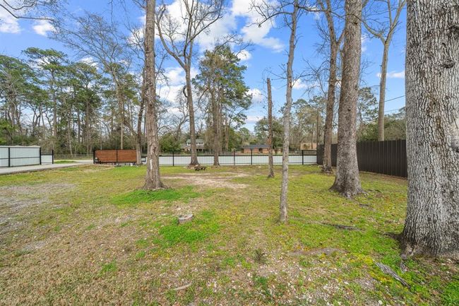 29519 W Hawthorne Dr, House other with 3 bedrooms, 2 bathrooms and null parking in Spring TX | Image 26