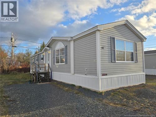 97 Evergreen St, Fredericton, NB, E3B6N1 | Card Image