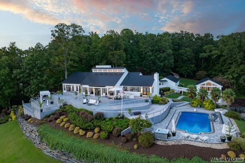 387 Country Rd, Littleton, NC, 27850-7929 | Card Image