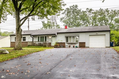 6611 Parker Ln, Indianapolis, IN, 46220-2260 | Card Image