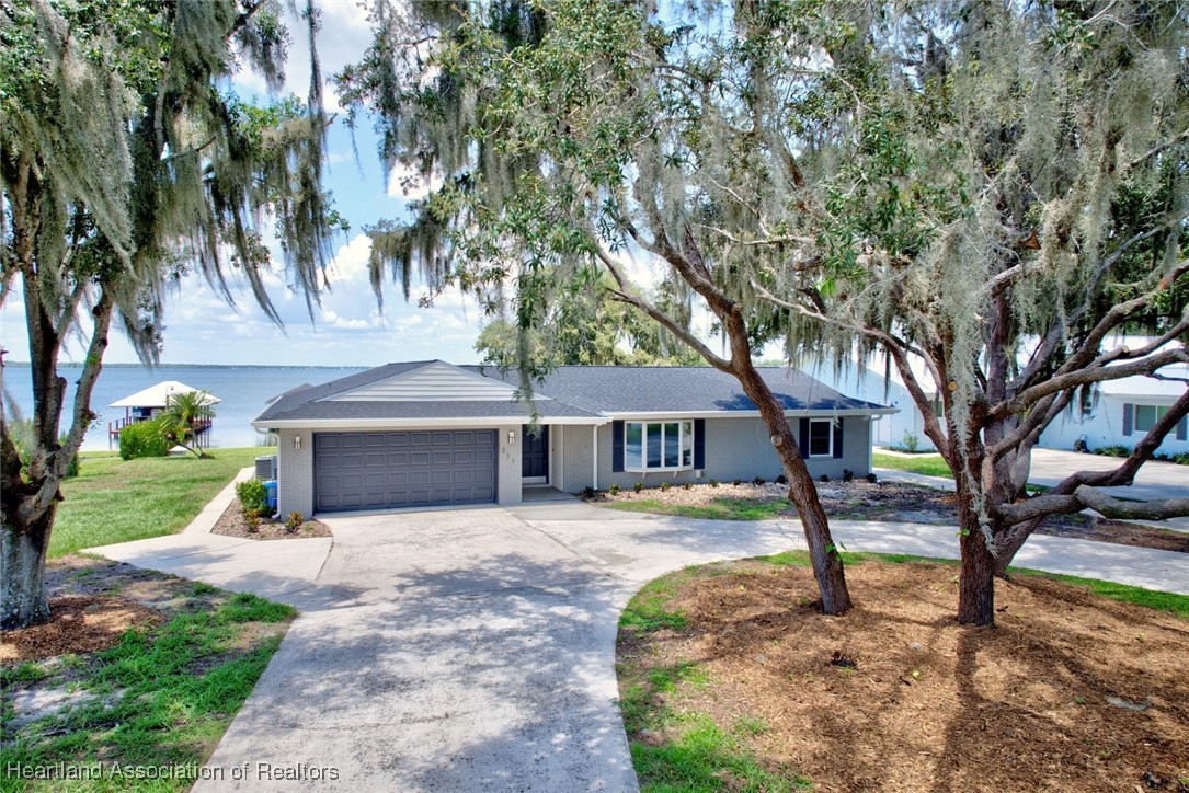 Catfish Creek Rd, Lake Placid, FL 33852