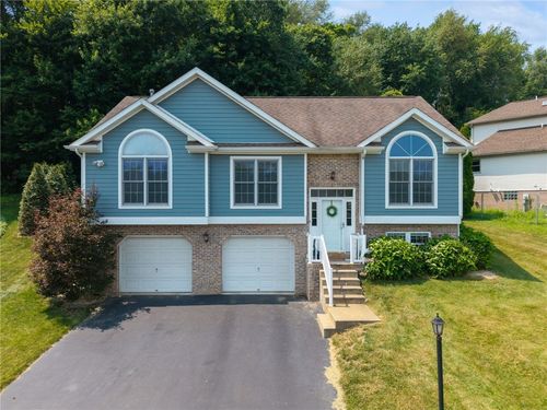 104 Caitlin Ct, Hunker, PA, 15639-9750 | Card Image