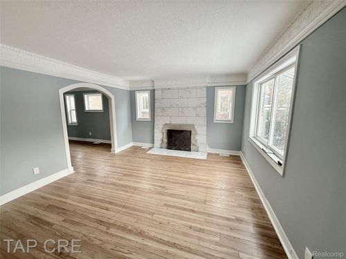 17351 Ilene St, Detroit, MI, 48221-2434 | Card Image