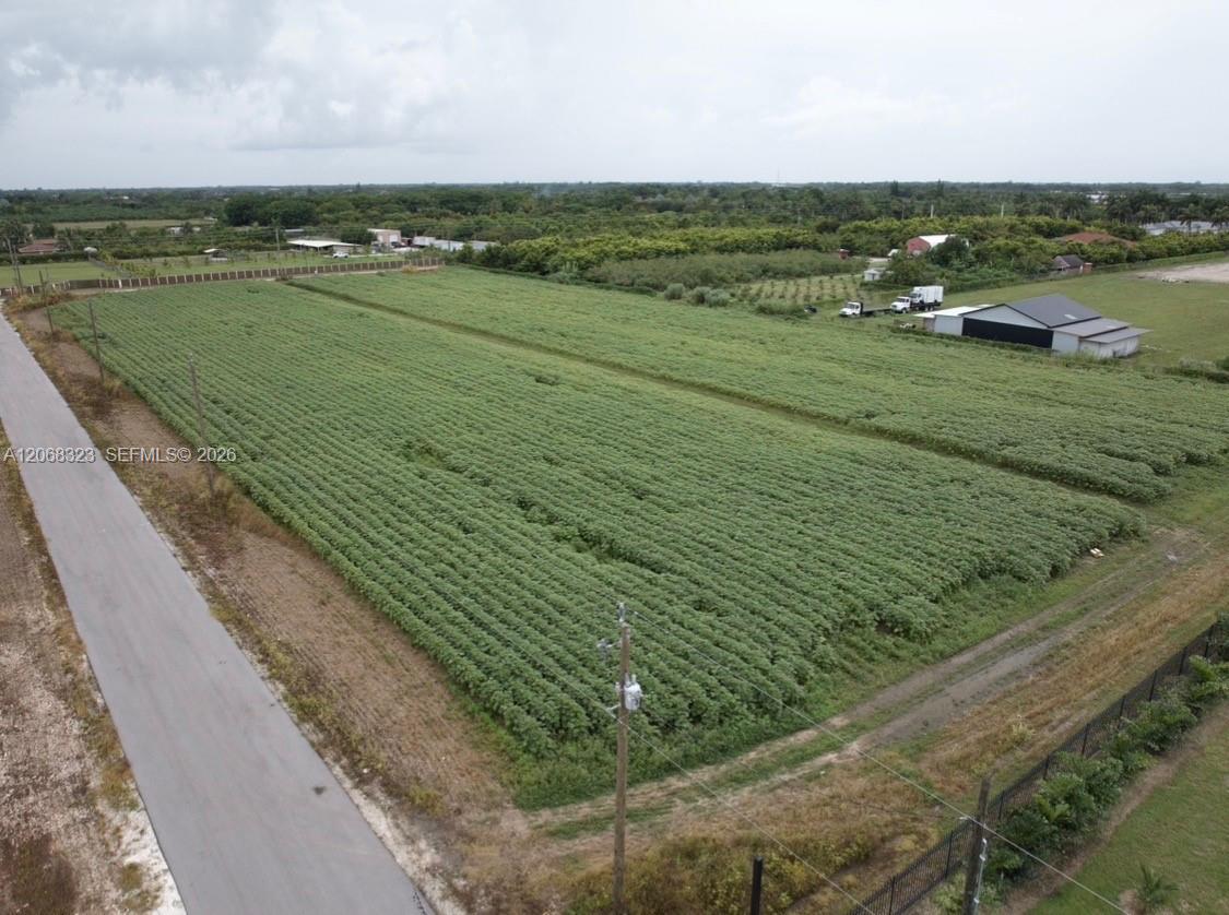 Land in Miami 2