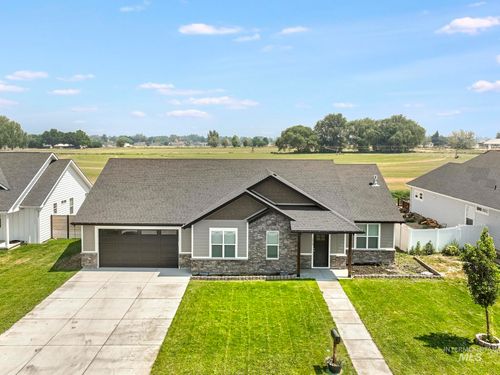 1510 Mountain View Dr, Gooding, ID, 83330-6111 | Card Image