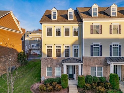 333 Osona Ln, Mars, PA, 16046-4062 | Card Image