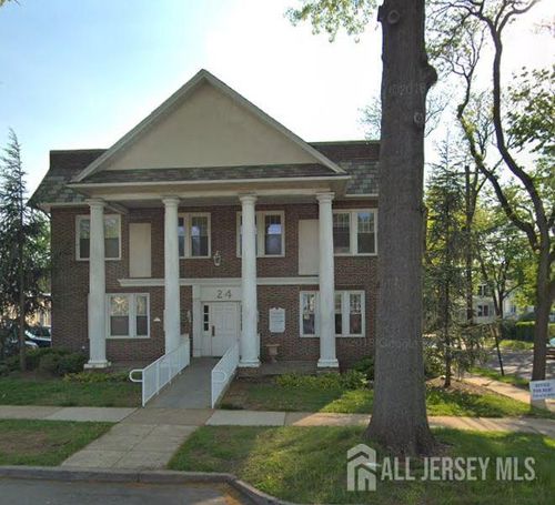 24 N 3rd Ave, Highland Park, NJ, 08904-2429 | Card Image