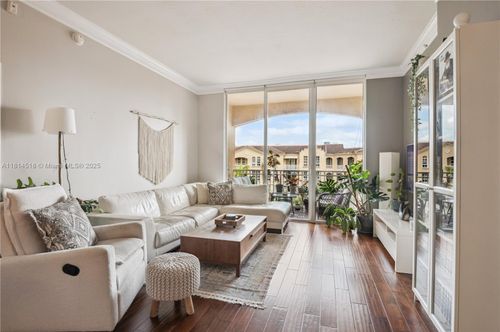 apt-632-3001 Ne 185th St, Aventura, FL, 33180-3342 | Card Image