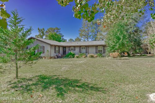 451 Tracy Brown Rd, Magnolia, NC, 28453-8953 | Card Image